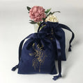 Custom Velvet Pouch Packaging Drawstring Gift Hand Bags for Makeup Jewelry Eyeglasses Mobile Phone