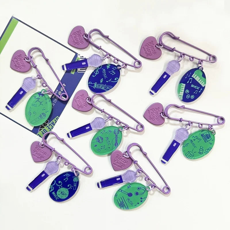New Kpop Jung Kook Jin V Tin Acrylic Brooches Suga J-Hope Jimin RM Name Photo Print Badge Bag Clothes Pin Accessories  Gifts