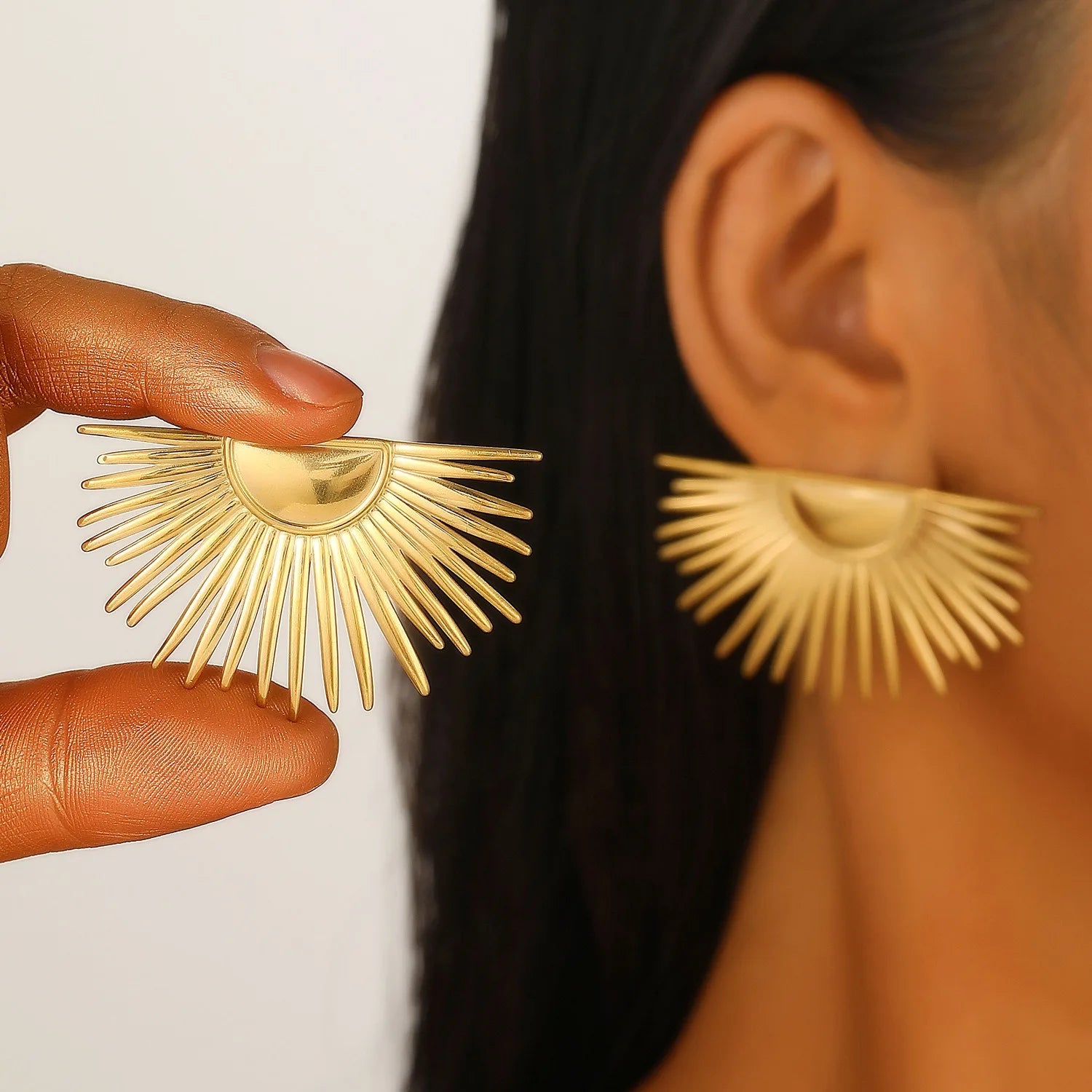 2025 New Style Fashion Statement Exaggerated 18K Gold Plated Geometric Flower Stud Earrings for Women Stainless Steel