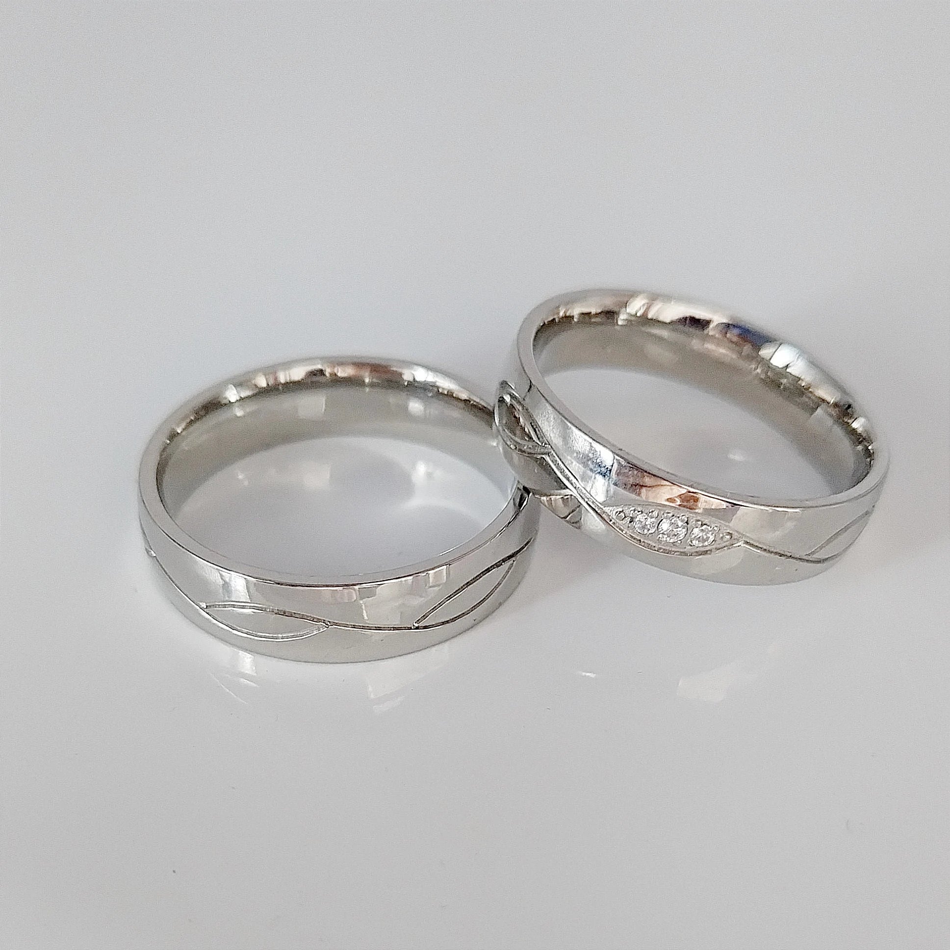 Custom Western Silver White Gold Stainless Steel Jewelry Wedding Rings Couple Sets Wholesale Price Bague Anillos Eheringe