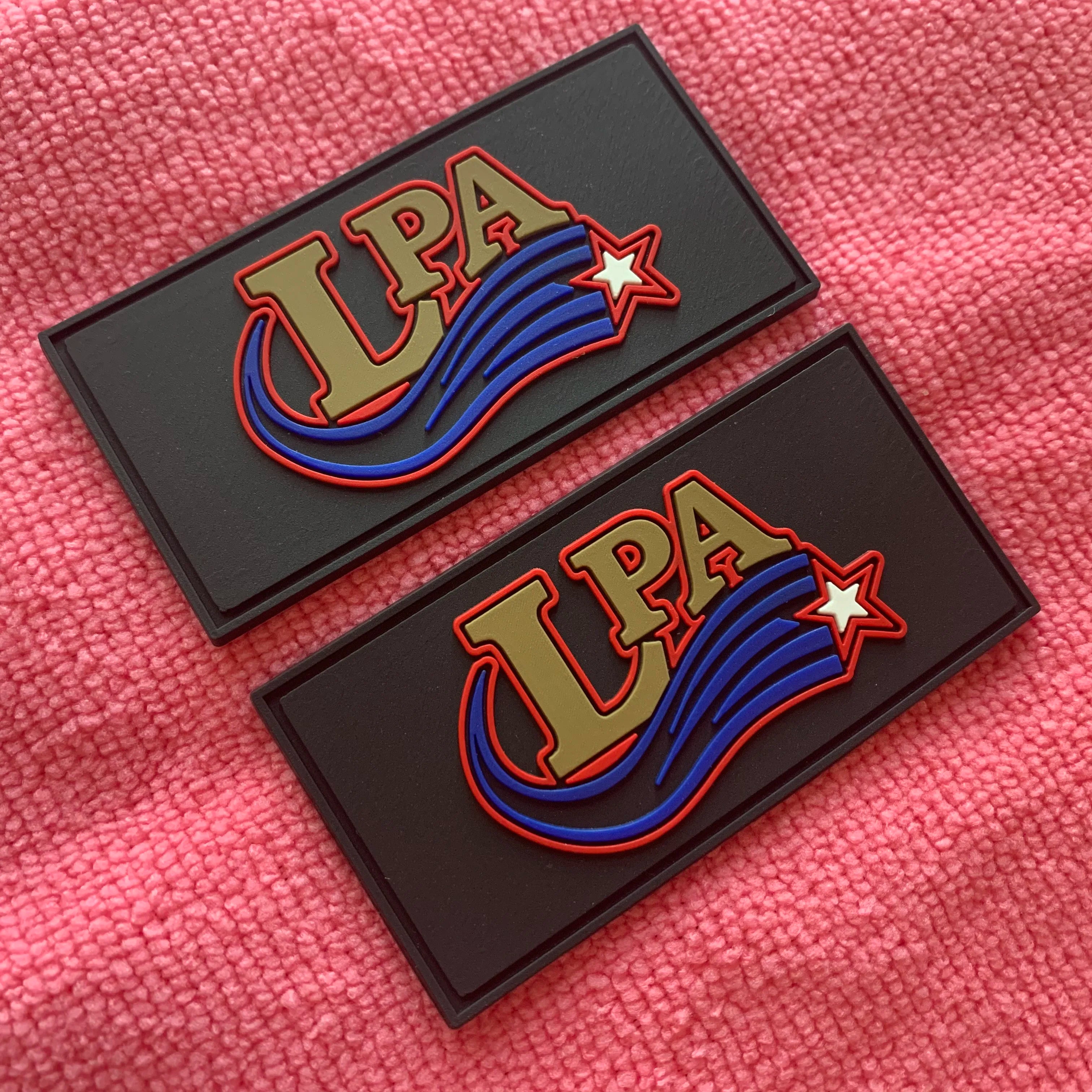 Beautiful logo Silicone logo Rubber Hats Patch for Overcoathandmade PVC Rubber Label for Jeans
