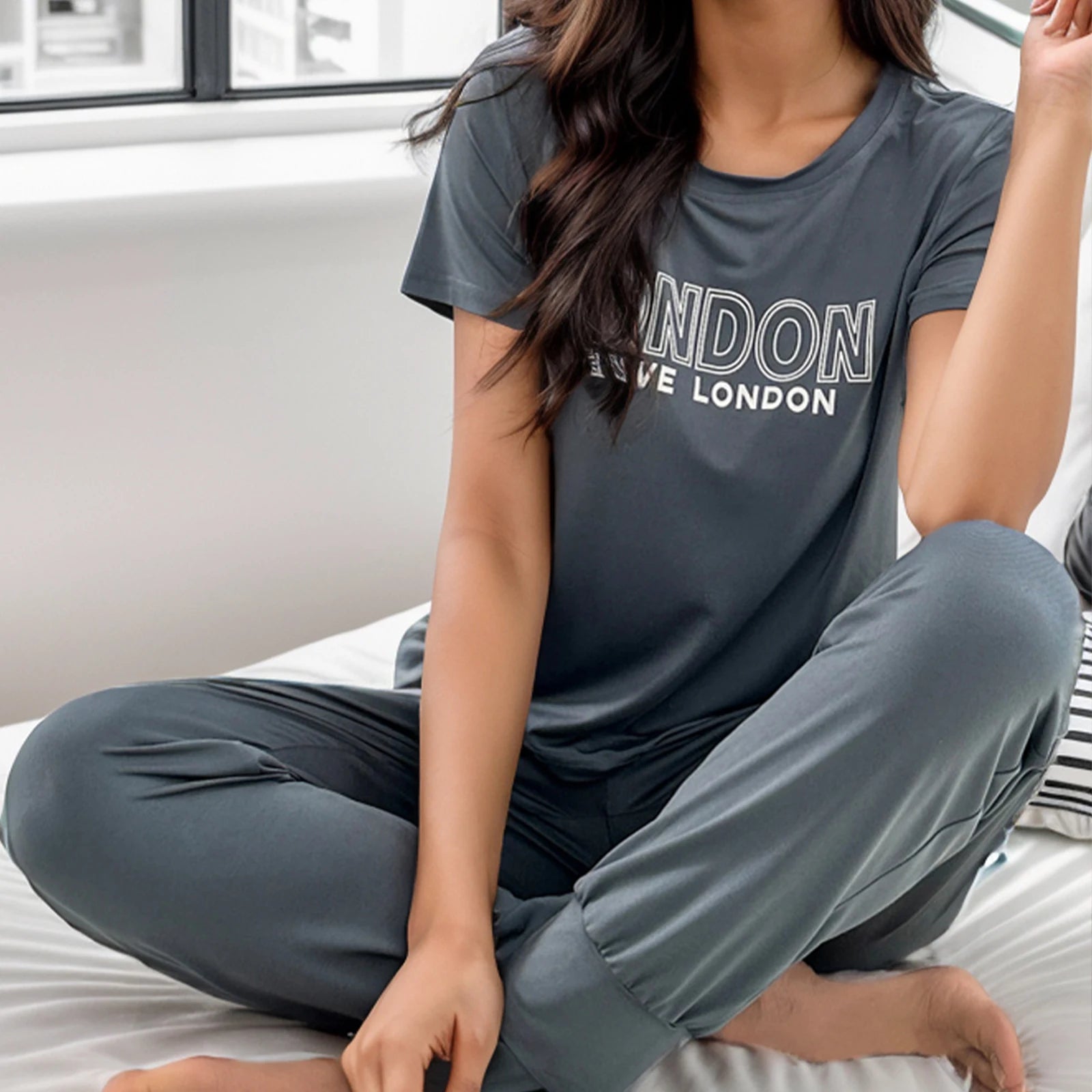 Summer London Letter Print Pajamas Set Women Loungewear Pajamas Short Sleeve Tops and Long Pants Ladies Pj Set