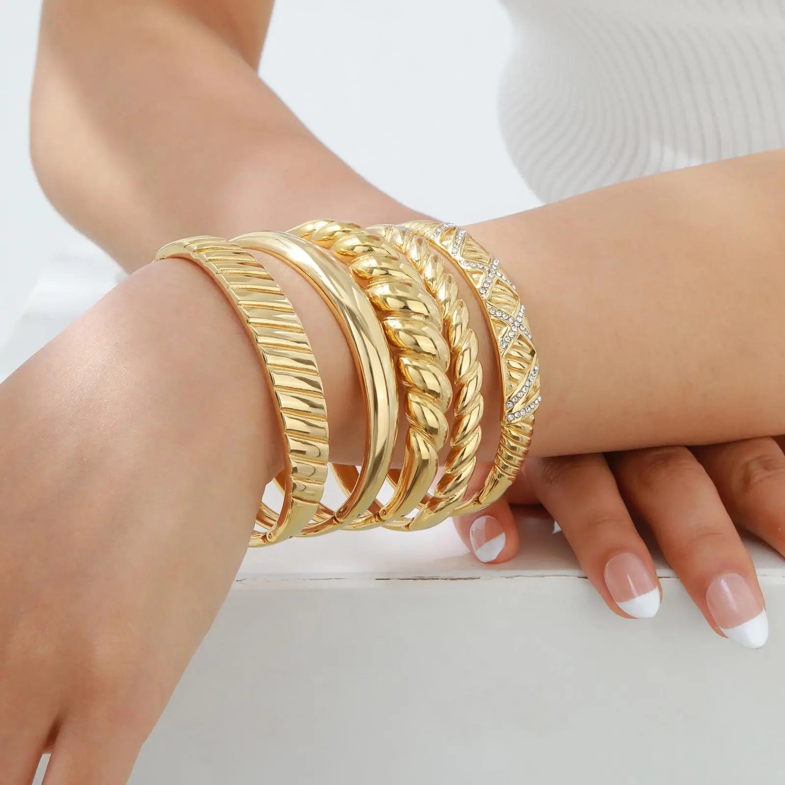 New Stainless Steel Bangles Jewelry Wedding Bridal Twisted Anti Tarnish Bracelet & Bangle for Women