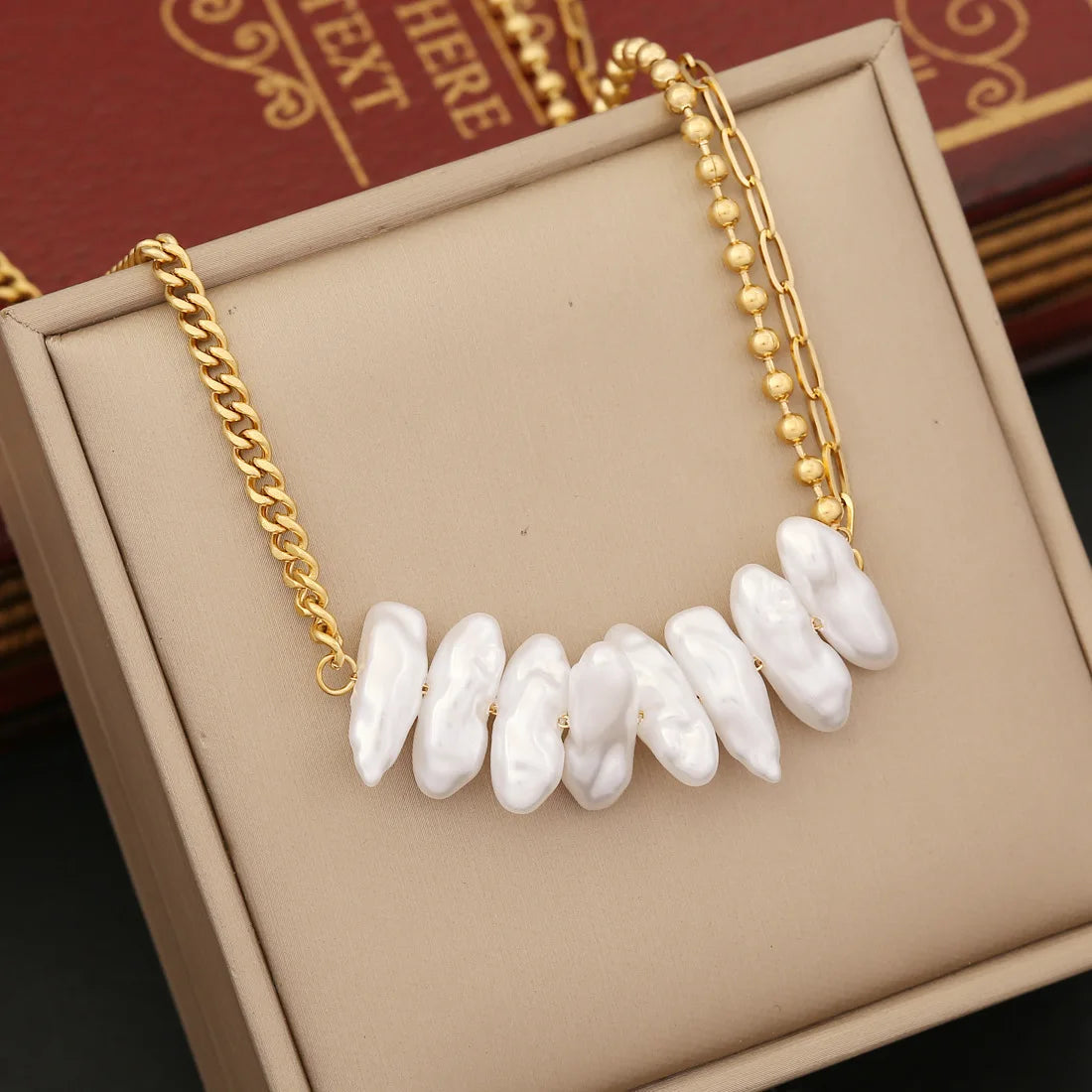 Collar De Perlas New Design Baroque Charm Choker Women Necklace Jewelry Stainless Steel Pearl Necklace