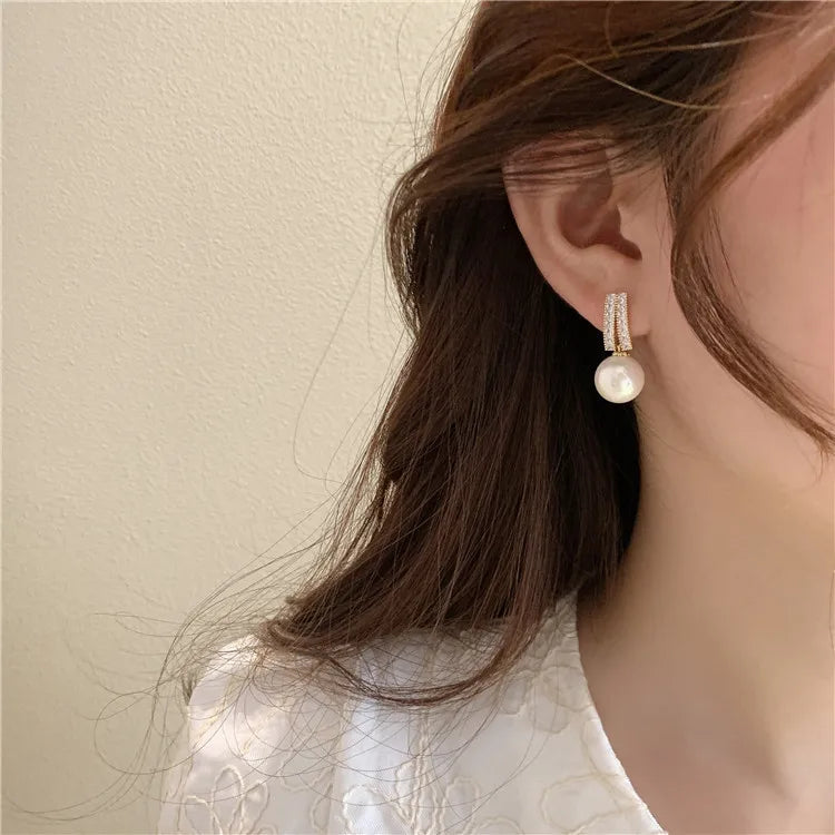 Hot Sale New Design Wholesale Earrings Pearl Zircon Temperament 2021 Korean Style Earrings