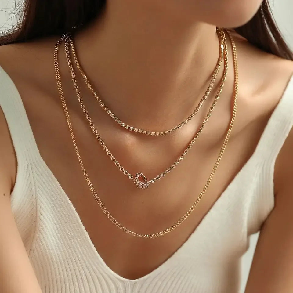 Latest Personalized Design Fashion Multi-layered Knotting Gold Plated Necklace Female Light Luxury Diamond Party Chain Necklace