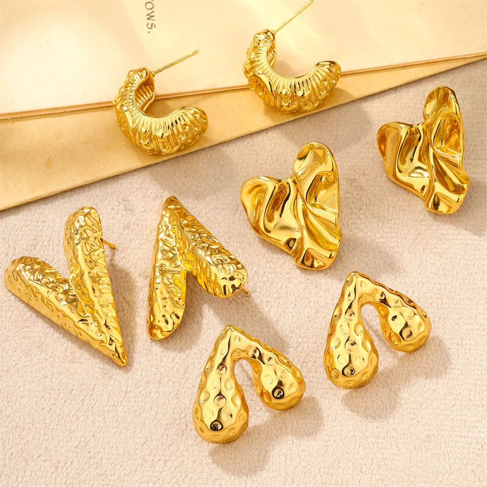 2024 Chic Irregular Plicated Textured Love Heart Stud Earrings No Tarnish Stainless Steel 18k Gold Heart Earrings