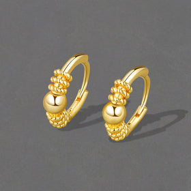 Minimalist Dainty Small Hoogie Hoop Earrings Hypoallergenic 18k Gold Daily Wear Crystal Circle Hoop Earrings