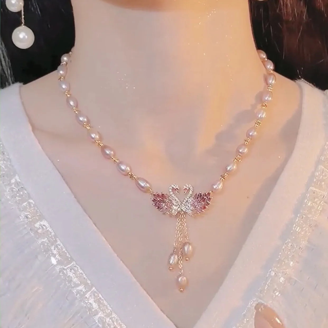 AA00184 Hot Sale Exquisite Real Gold Plated Swan Necklace Natural Fresh Water Pearl Pendant Necklace Sweater Chain