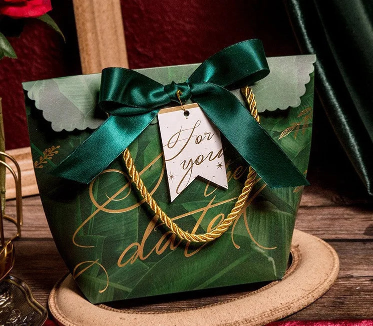 Kraft Paper Candy Wedding Gift Bags Guest Red Design Ribbon Bow Christmas Thank You Paper Bag for Wedding Gift