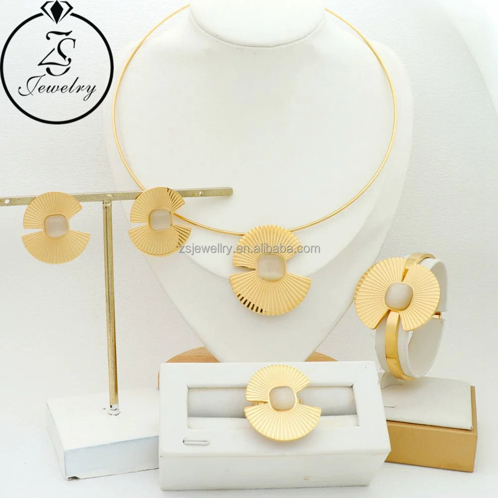 Wholesale European Fancy Bee Jewelry Black Stainless Steel Silver Plated Women Bracelet Jewelry Earrings Girl Gift Sets