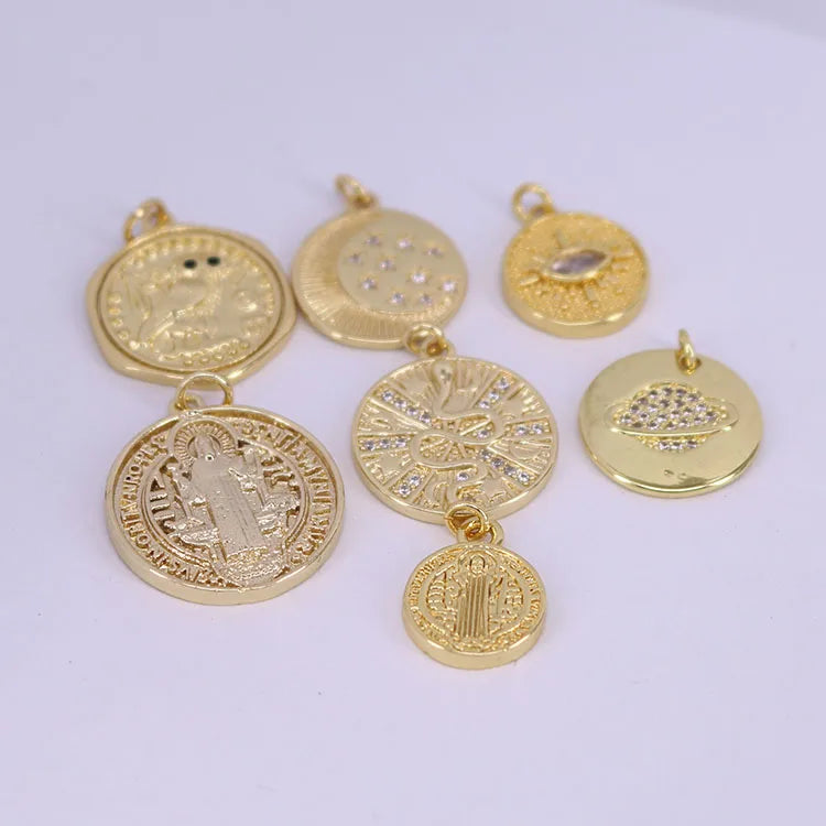 CZ8451 Fashion MOP Virgin Mary Jesus Christ on Round Coin Pendant Mother Mary Medal Pendants