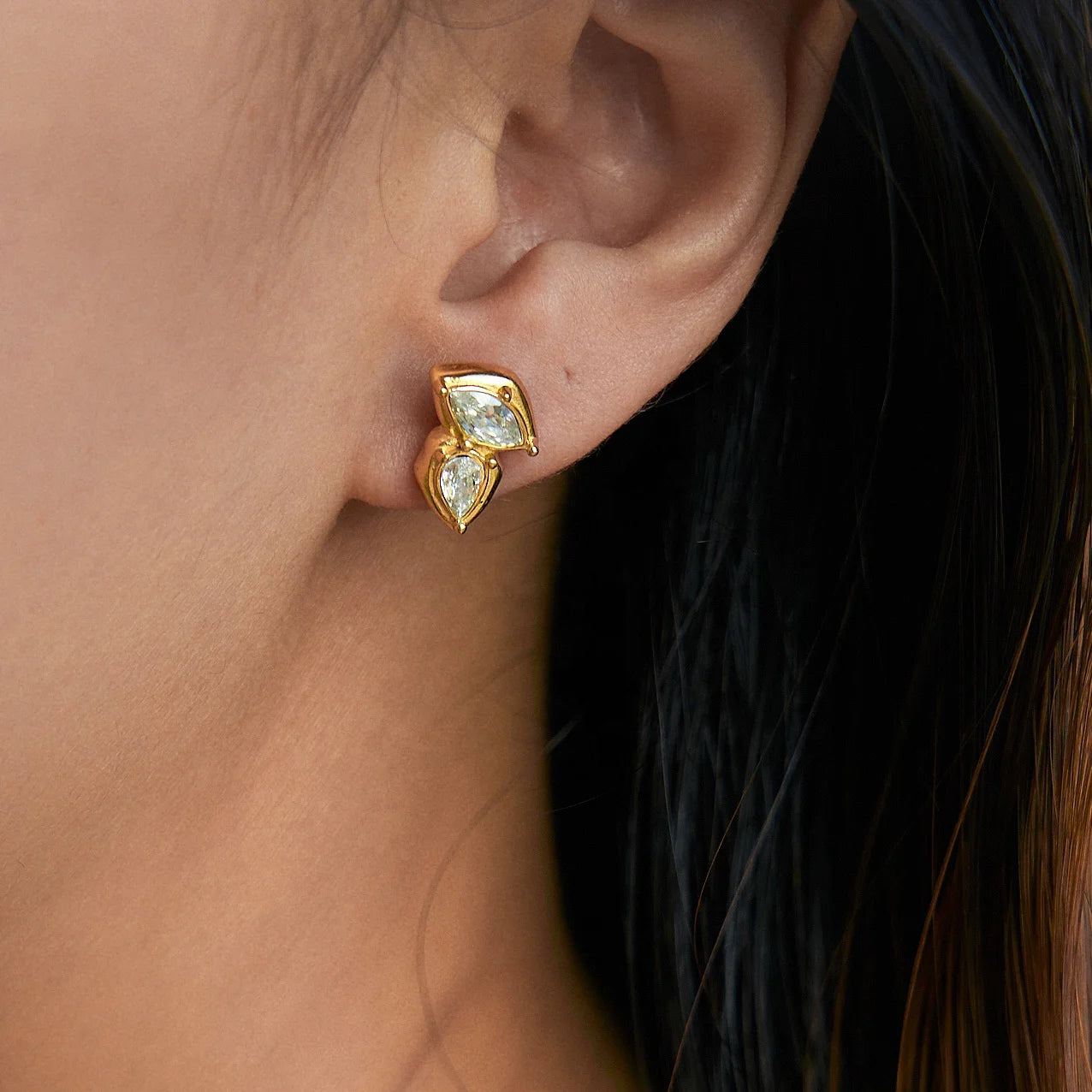 2024 Dazan New 18k Gold Plated Hypoallergenic Stainless Steel Boho Irregular Leaf Zircon Stud Earrings Designer Luxury Jewelry