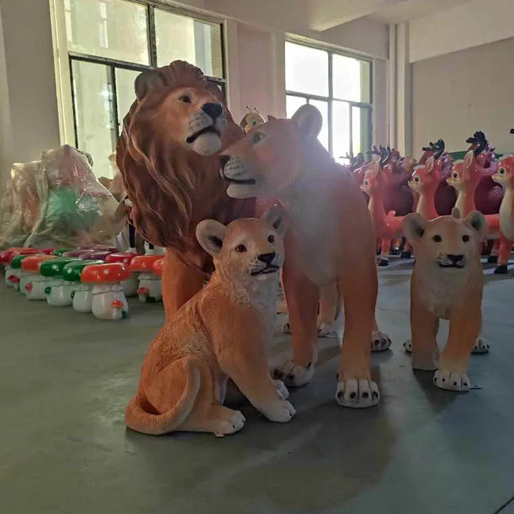 Outdoor Waterproof lion Sculpture Life Size Fiberglass Jungle Safari Animal lion Statue for Garden Decoration
