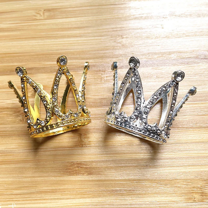 Wholesale Crystal Ball Base Crown Shape Metal Sphere Stand Cake Small Crown for Decoration