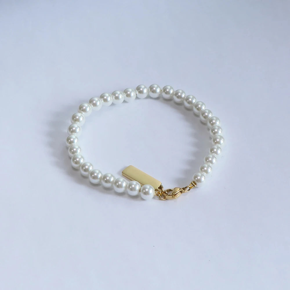 Dainty Layering Bracelet Delicate Custom logo Tag 6mm White Pearl Bracelet for Women