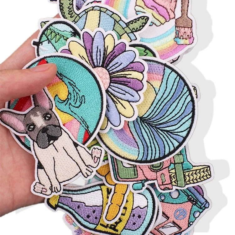 New Design Trendy Embroidery Flower Travel Style Iron on Embroidery Heat Transfer Clothing Patches for Bag DIY
