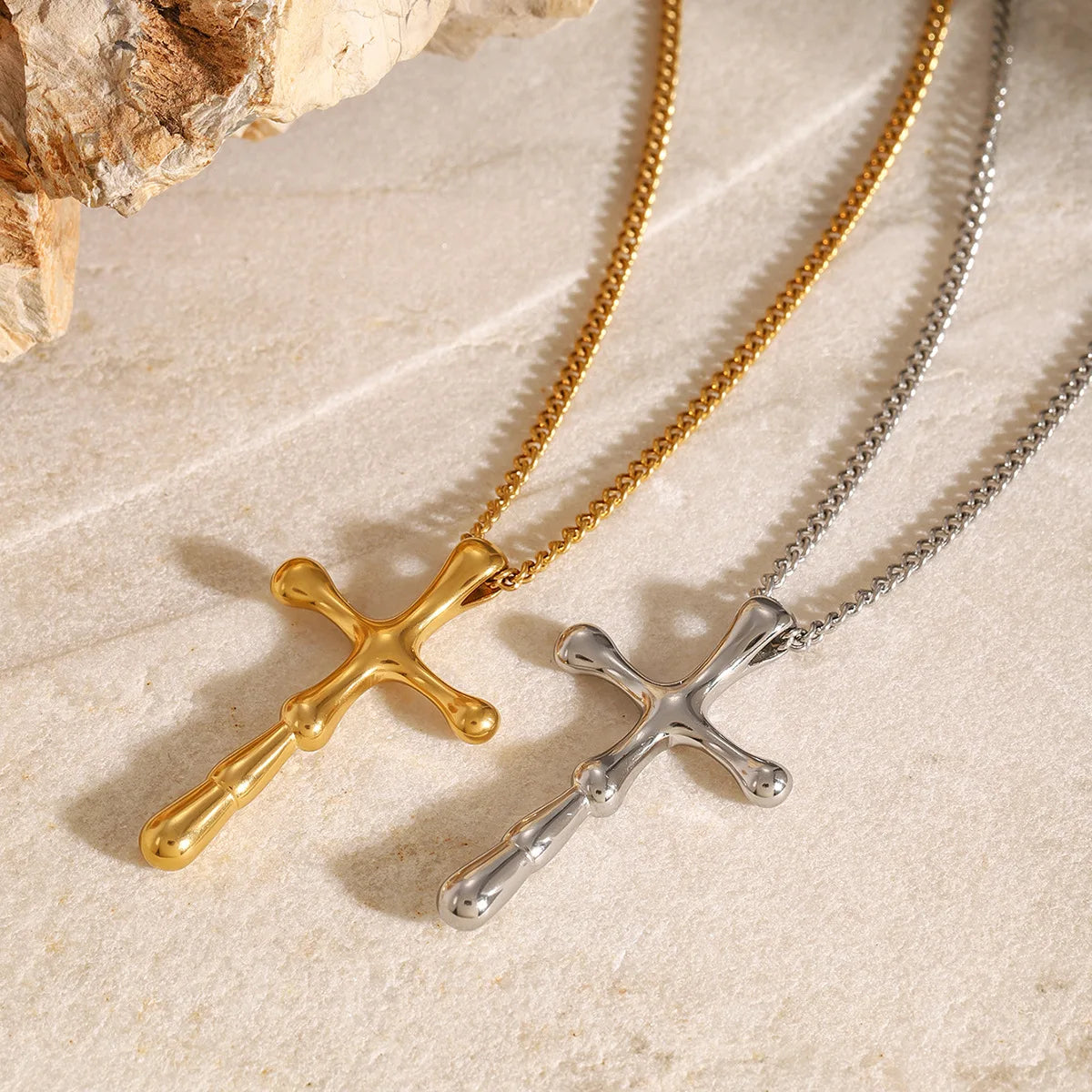 Minimalist Stainless Steel Cross Pendant Necklace Gold Plated Unisex Jewelry with Trendy Figaro Link Chain for Christians