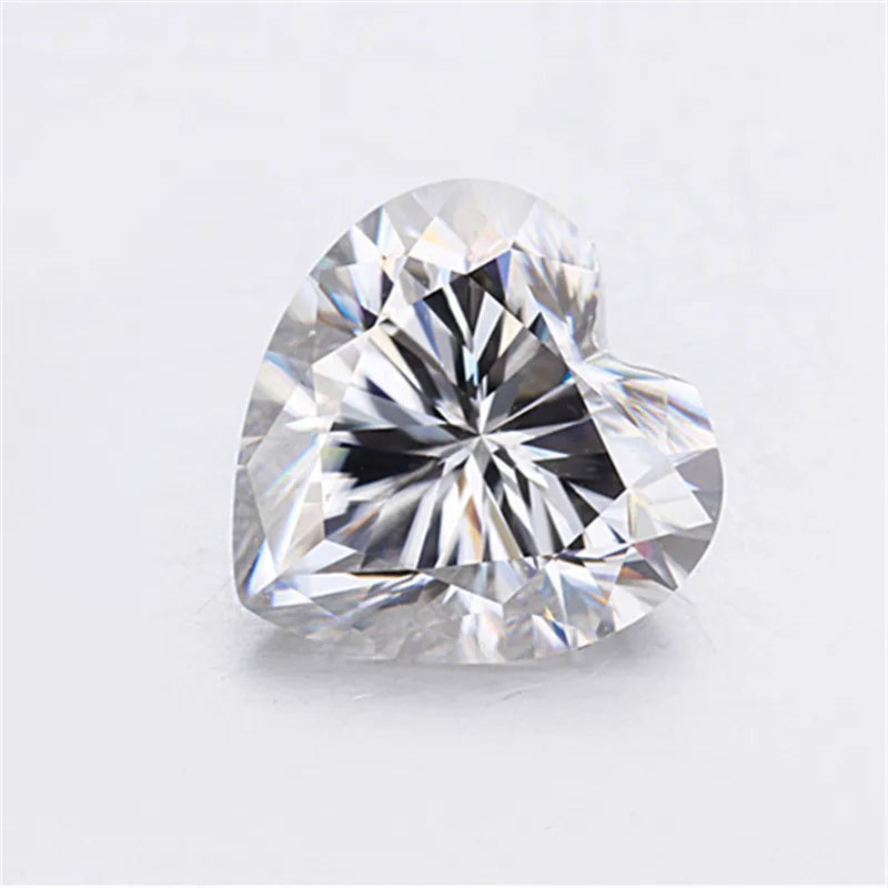 Wholesale Heart Cutting Moissanite Fancy Shape 1CT 2CT 3CT 4CT 5CT D/VVS Loose Moissanite Gemstone for Jewelry