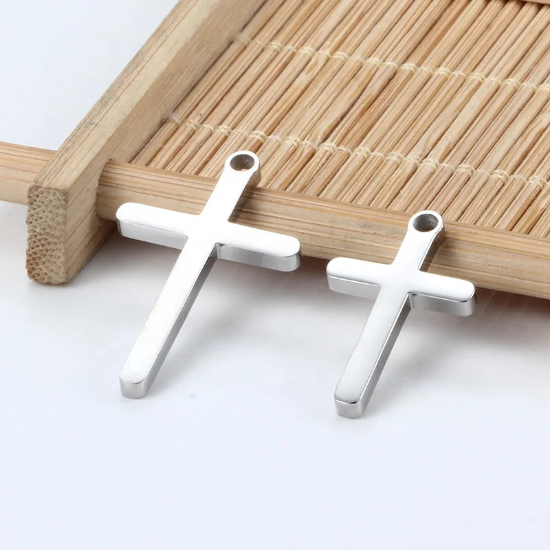 New Trend Stainless Steel High Polished Cross Charm Jewelry Crucifixion Pendants for DIY Jewelry Accessories and Findings
