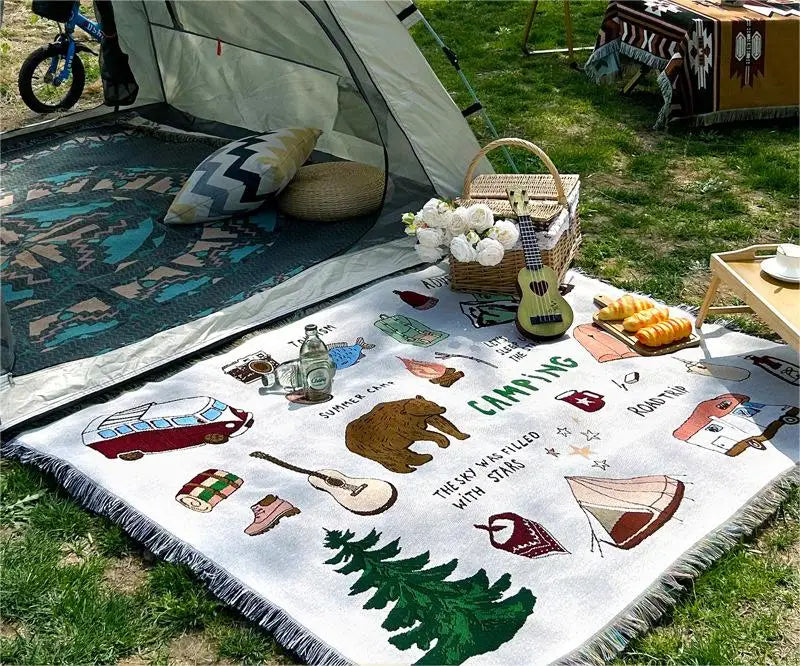 Jacquard Woven Outdoor Moisture-Proof Floral Solid Sofa Blanket Multi-Functional Camping Table Cloth Striped Modern Tassels