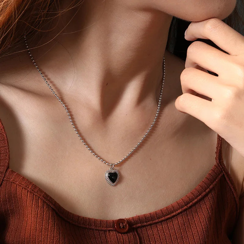 Daidan Sterling Silver 925 Necklace Women Onyx Agate Stone Bead Chain Love Heart Pendant Necklace