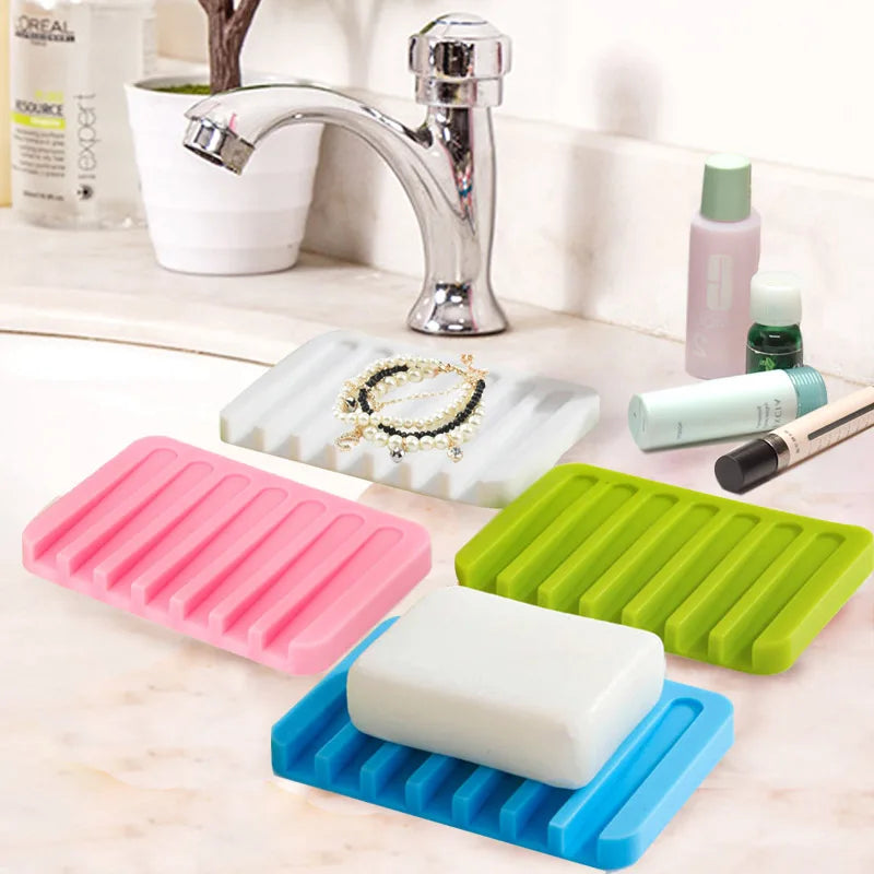 Travel Eco-Friendly Non-slip Soft Silicone Soap Case Private Label Dish Holder Soap Bar Box Drain Tray Bathroom Portable