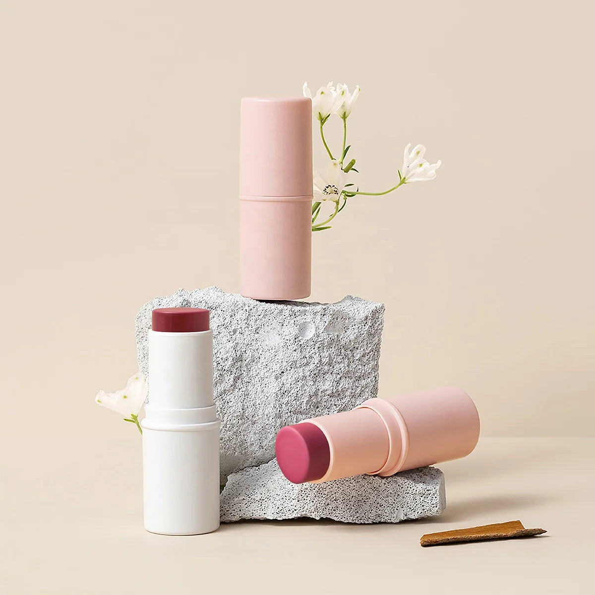 Logo Design Waterproof Long Highlighter & Blush Tubes Makeup Blush Palette Powder Vegan Private Label Cream Blusher Stick