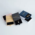 9*9*1.7cm Fashion Luxury Branded Jewelry Boxes Packaging White Black Kraft Paper Earring Display Box