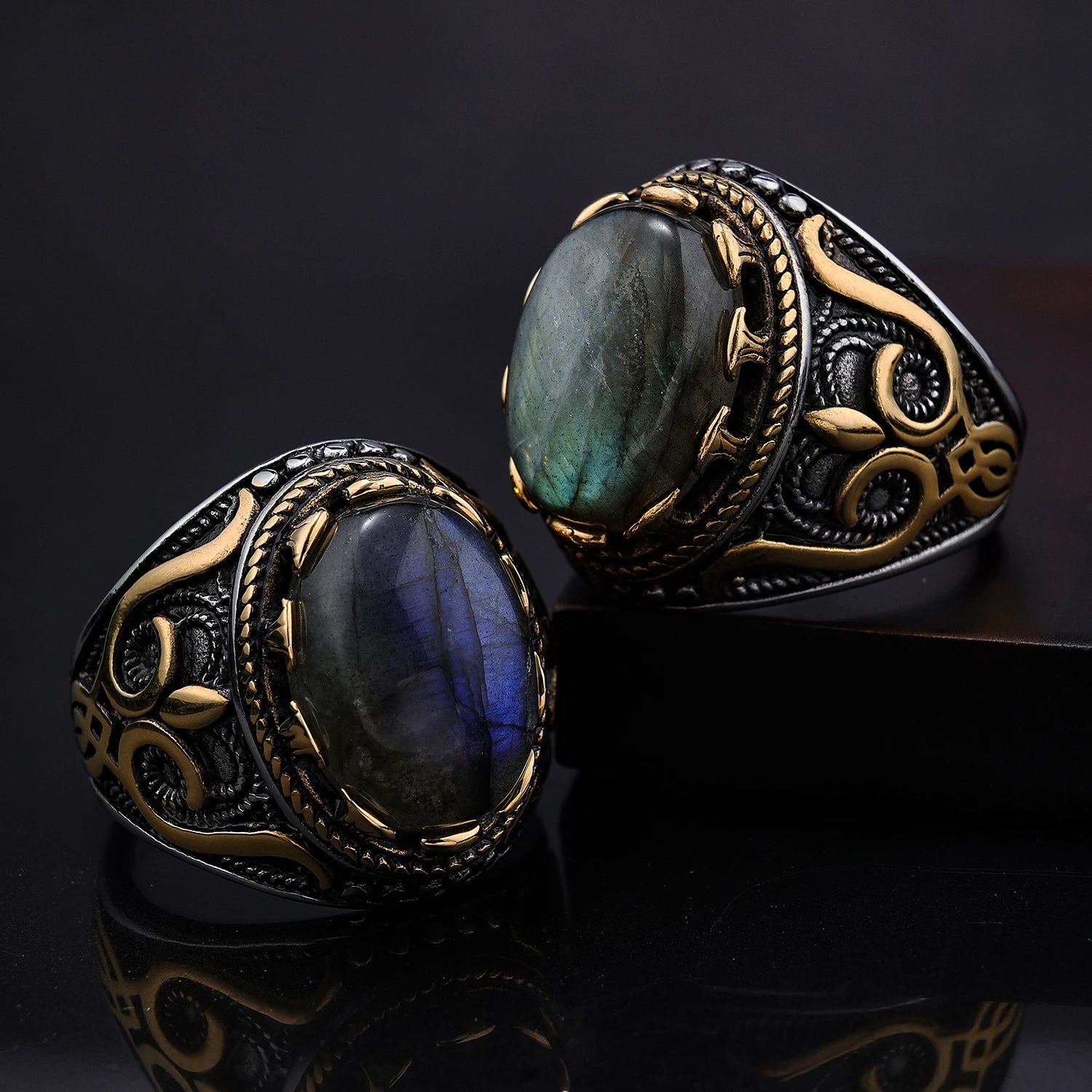 Ready to Ship Trendy Gemstone Jewelry 14K Gold Large Rainbow Moonstone Natural Stone Gemstone Engraved Signet Men Ring