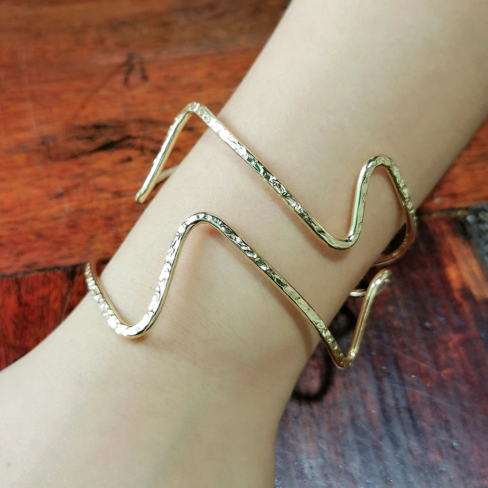 Simple Designer Indian Bracelets Bangles Metal Handmade Charm Women Cuff Bracelet Fashion Gold Plated Jewelry