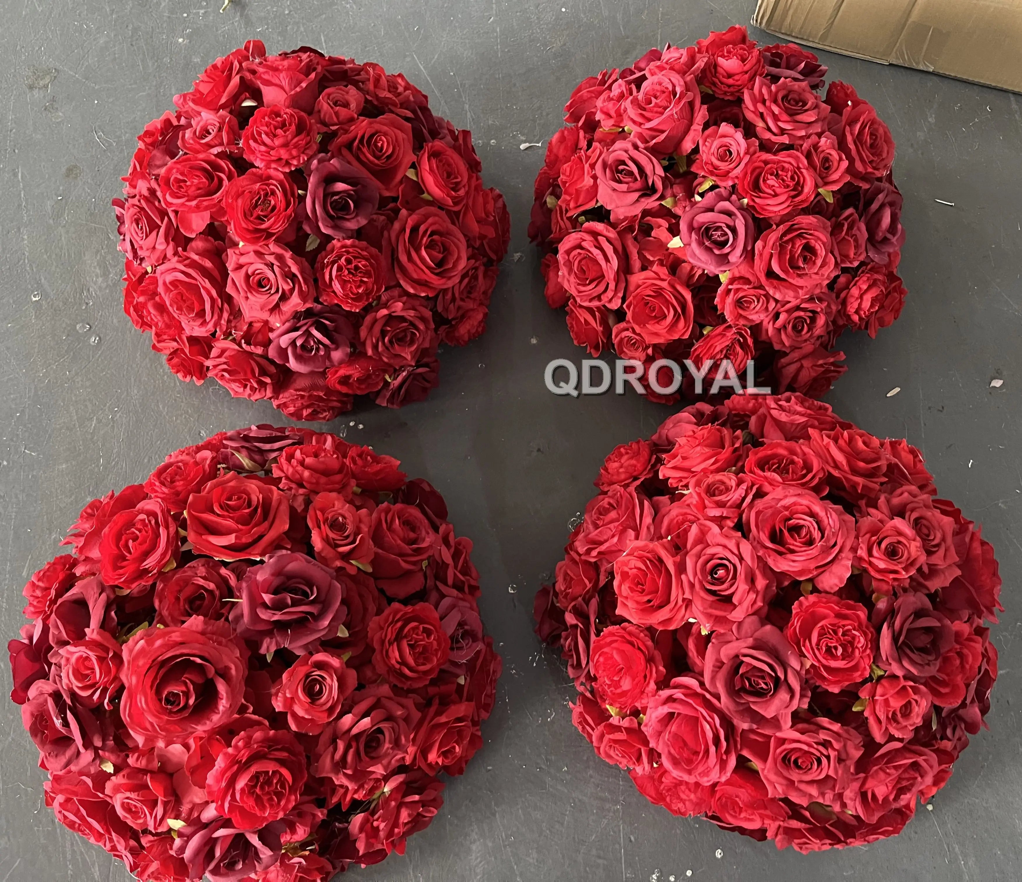 Customized Big Artificial Silk Wedding Decorations Elegant Centerpiece Flower Balls for Christmas and Easter Table Settings