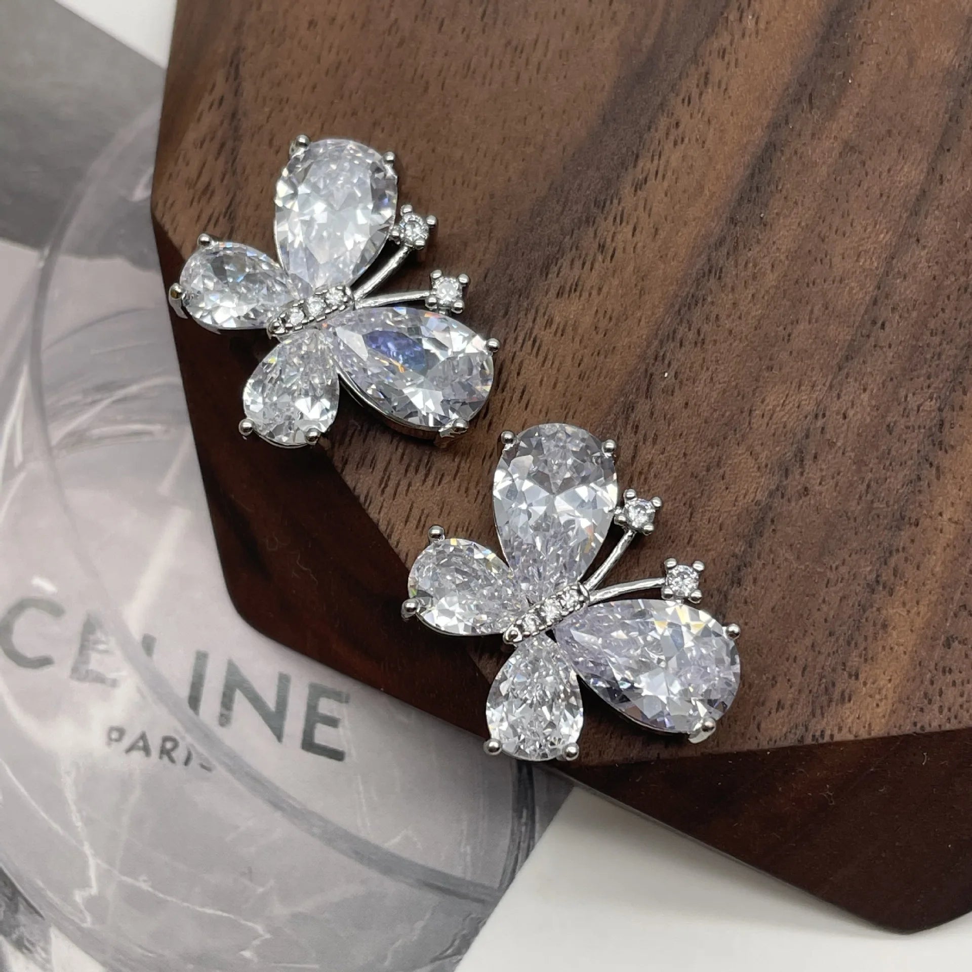 Fancy Crystal Rhinestone Buckle Metal Shank Button Shape Butterfly Zircon Buttons Diy Decor Clothes  for Women Coat