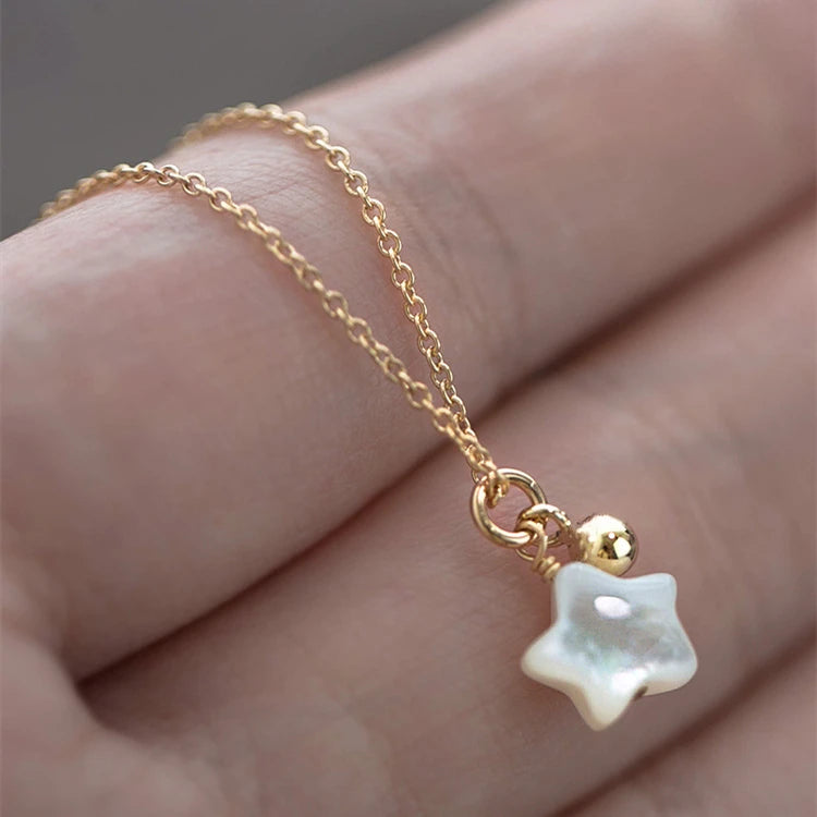 2025 Gold Plated Dainty Design Modern Mother Pearl Star Pendant Necklace