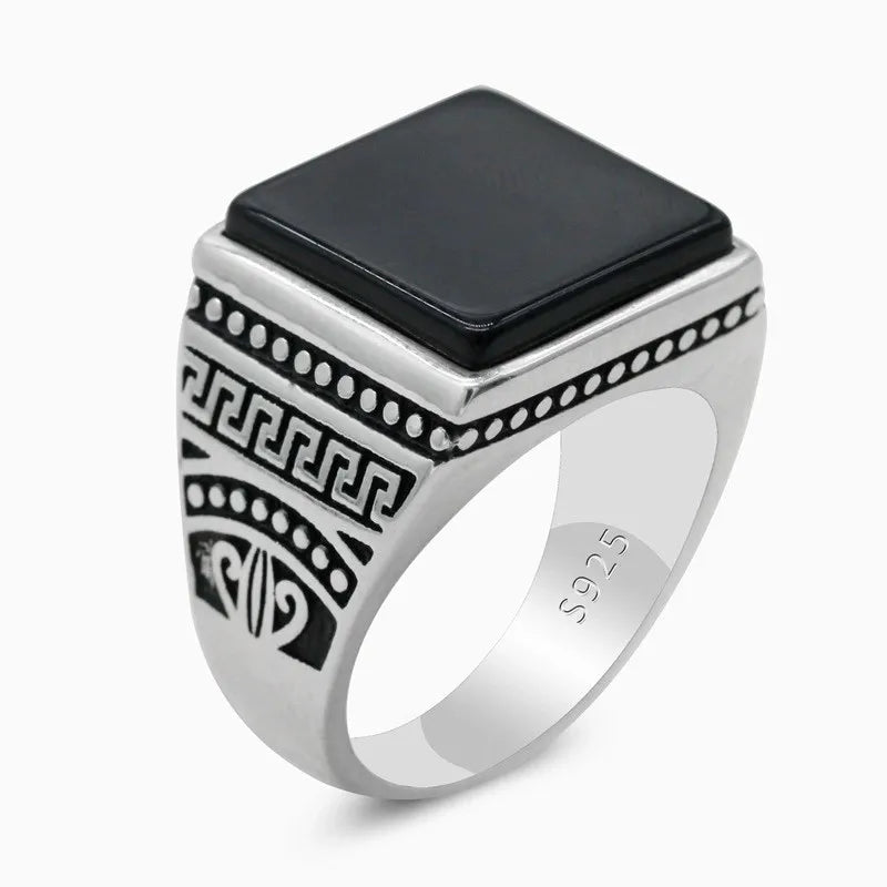 MA YIN FANG Factory Custom Trendy Silver 925 Men's Ring Agate Gemstone Titanium Plated Prong Setting Geometric Ottoman Tugra