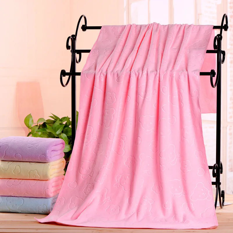 R Cheap Microfiber Bath Towel Large Size Bear Embossed Bath Towel Quick Dry Soft Beach Towel Manufacturers Wholesale