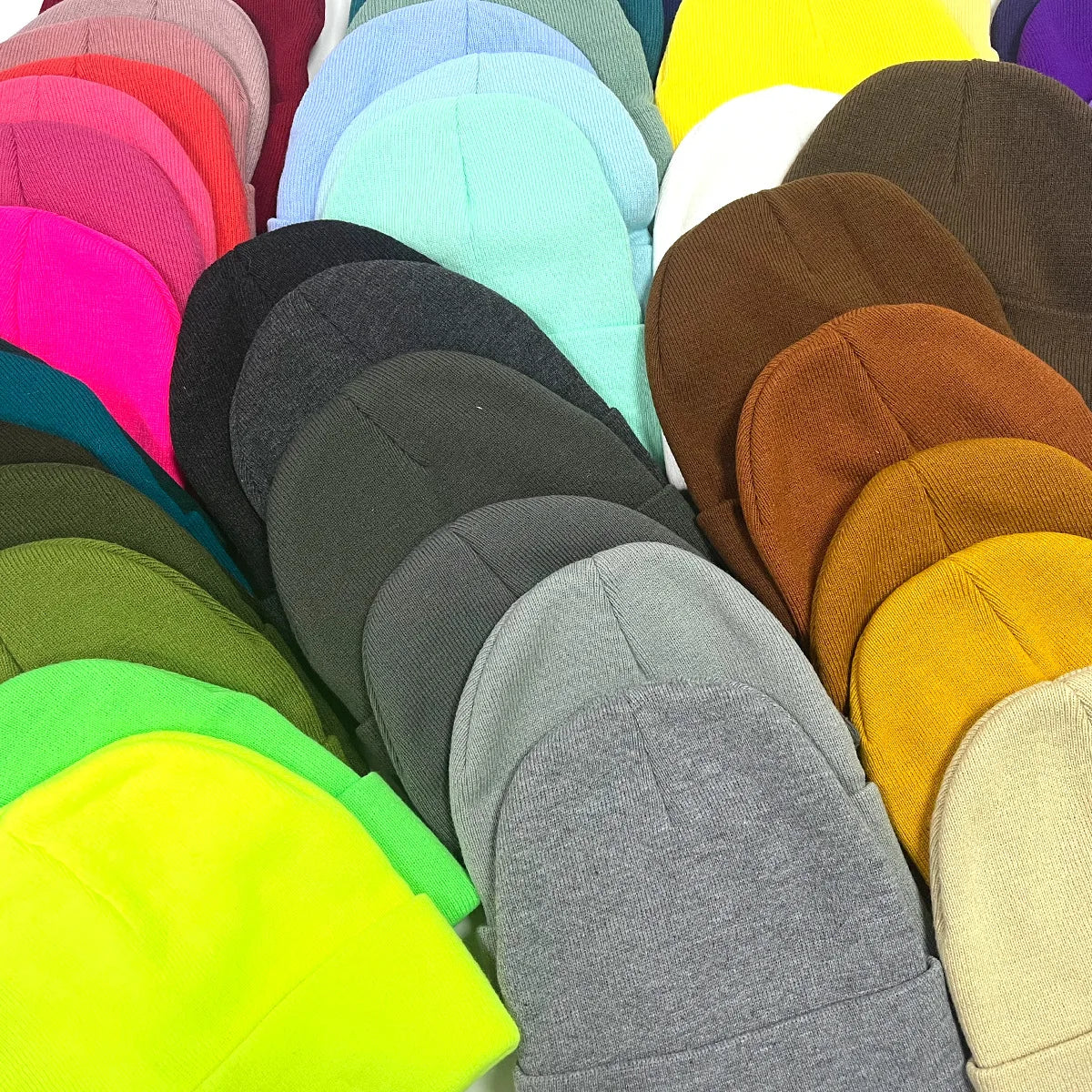 70 Colors High Quality Winter Unisex Blanks Custom 80G Acrylic Cuffed Knitted Hat Beanies With Custom Logo