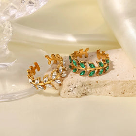 New Design Custom Leaf Green White Rhinestone Stainless Steel Rings Fashion High Sense Ring for Women Girls