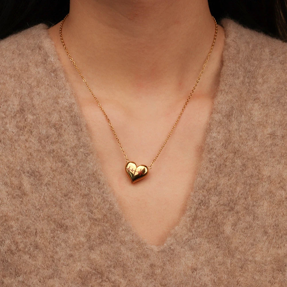Chris April Non Tarnish Fashionable PVD Plated 316L Stainless Steel Detachable Magnet Cardiogram Heart Pendant Necklace
