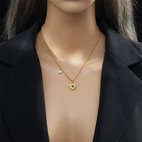 2023 Non Tarnish 18k Pvd Gold Plated Heart Zircon Pendant Necklace 316L Stainless Steel Gold Necklace for Women Lady