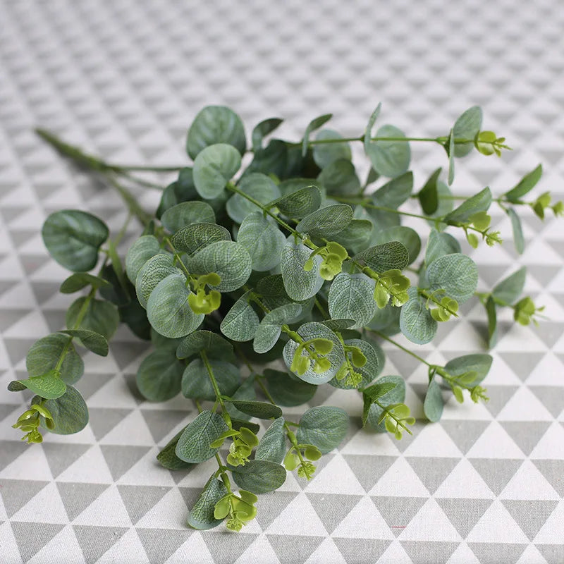M152 Wholesale Plastic Silk Eucalyptus Leaf Small Artificial Eucalyptus Leaves Artificial Green Leaves