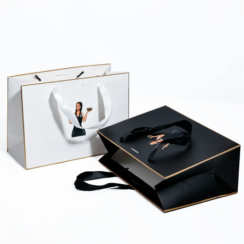 Luxury Custom Gift Handle Paper Bag Recyclable Retail Clothing Brand Logo Custom Shopping Packaging Bags