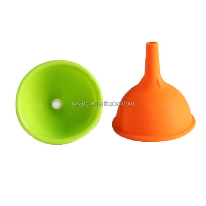 Customized Kitchen Accessories Silicone Canning Bottle Funnel for Filling Food Protein Sauce Oil