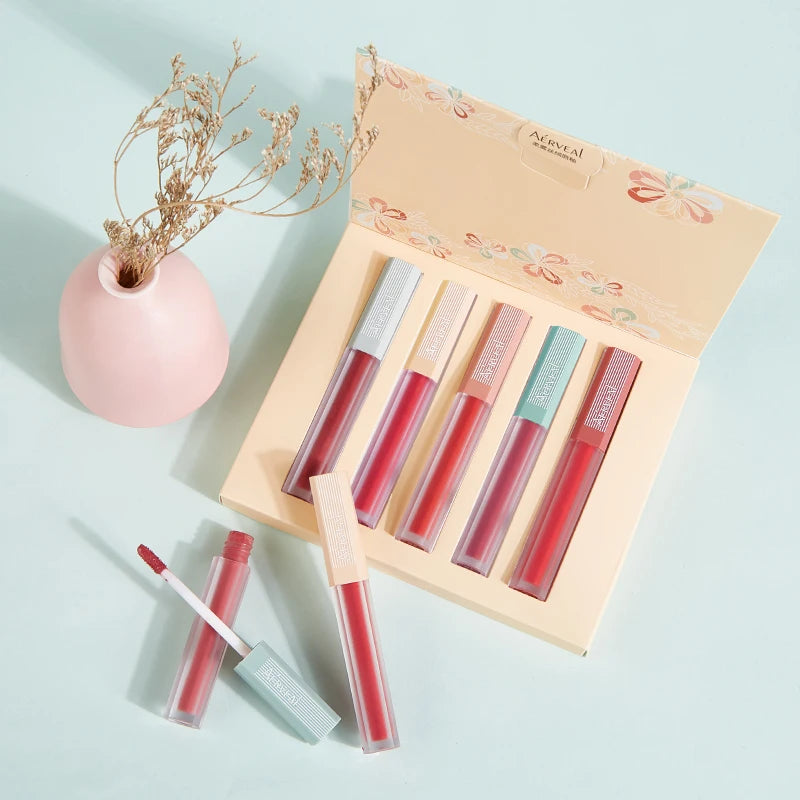 OEM ODM Mini Lip Gloss in All Colors Including Nude Shimmer with Glossy Finish Private Label Organic Ingredients