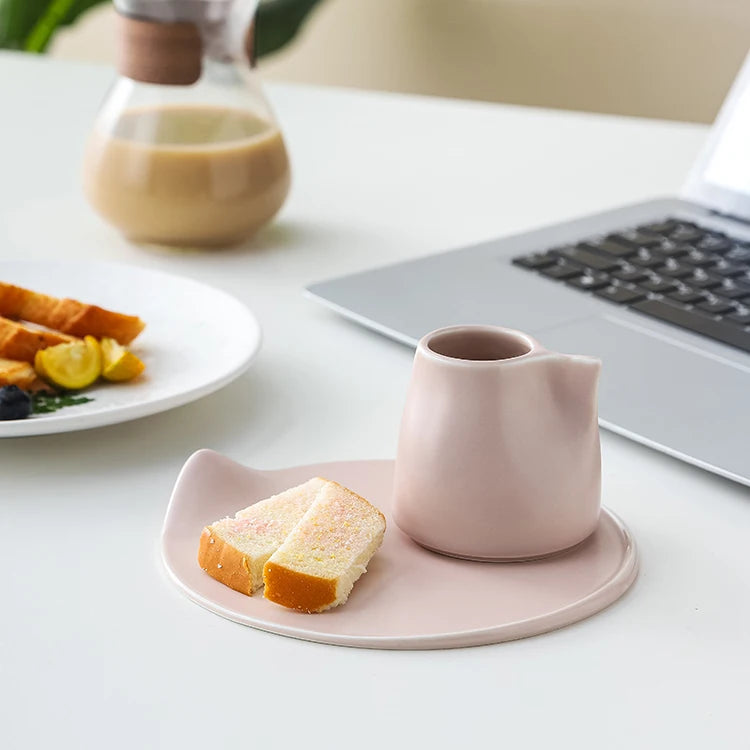 Nordic Macaron Cream Porcelain Coffee Mug Saucer Set Hand Grip Custom Logo Modern Design White Box Packaging for Party Use Food