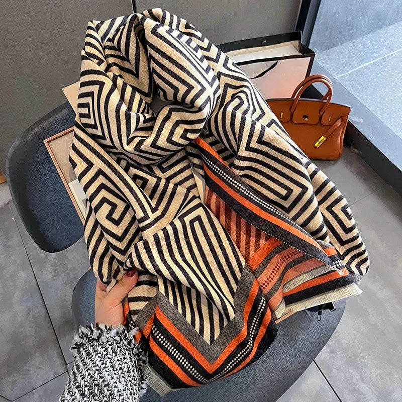 Custom Newest Fashion Geometric Pattern Lady Winter Wraps and Cashmere Shawls Color Blocking Striped Jacquard Pashmina Scarf