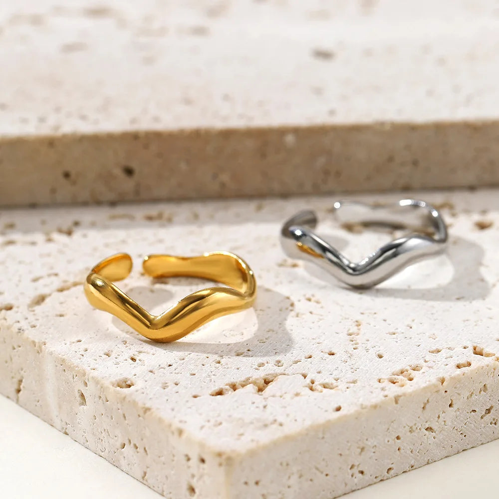 DAIHE Wholesale New Stainless Steel Ring 18k Gold Plated Simplicity Irregular Shape Women Open Rings for Women