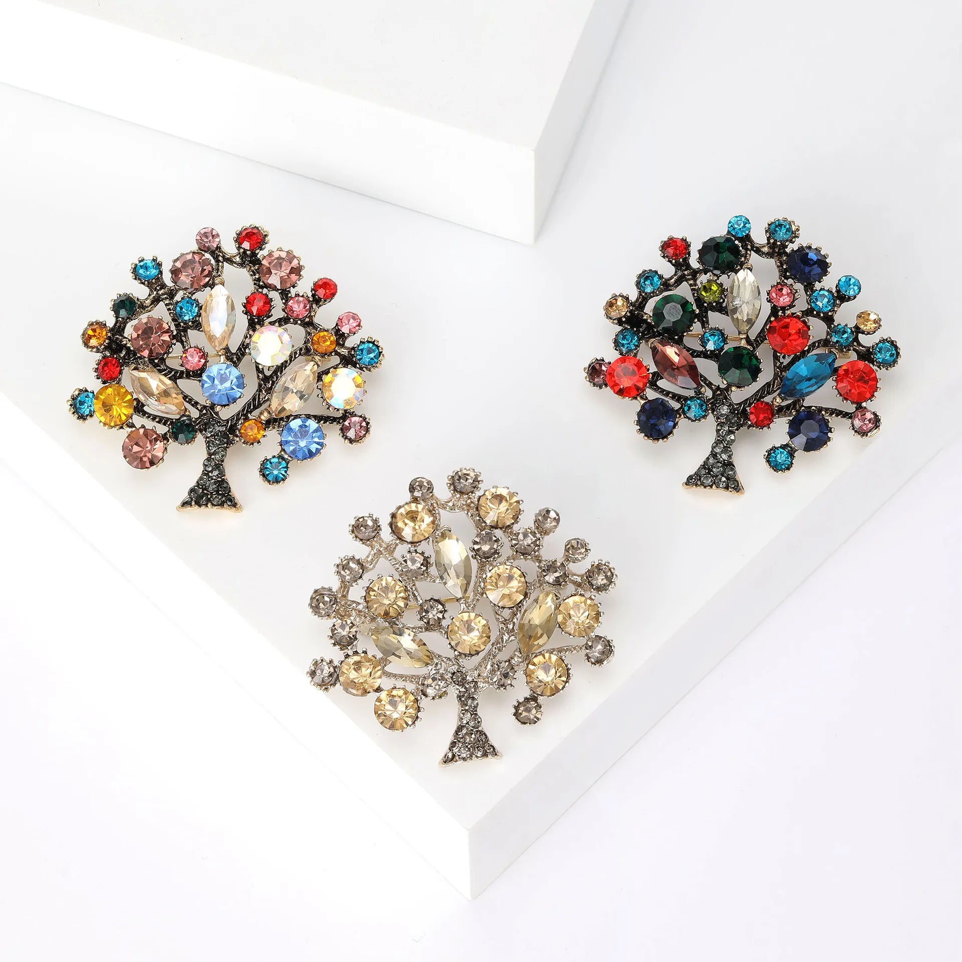 Creative Gold Plated Crystal Tree Silk Scarf Buckle Brooches Colorful Rhinestone Money Tree Brooch for Coat Gift