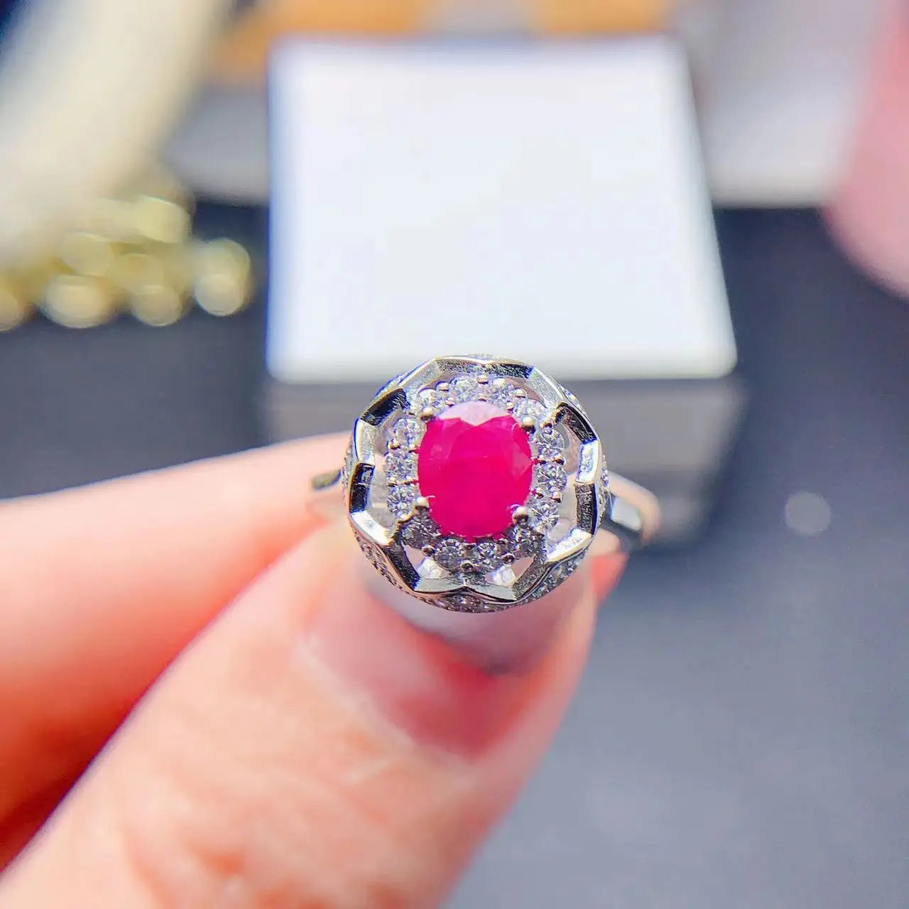 Factory Supply Women's 925 Sterling Silver Natural Ruby Stone Wedding Jewelry New Design Girl Rings Oval Cut Diamond Wholesale