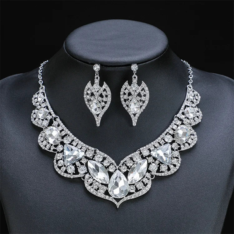 Hot Sale New Retro Trendy Flowers Shape Luxury Women Bridal Wedding Necklace Earrings Fine Jewelry Set